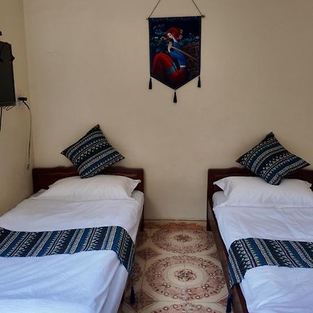 Lien Huong 145A Hotel Ha Giang Extérieur photo